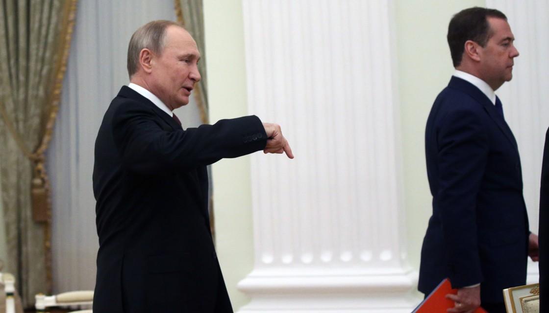 getty-PUTIN-MEDVEDEV-1120 getty-PUTIN-MEDVEDEV-1120
