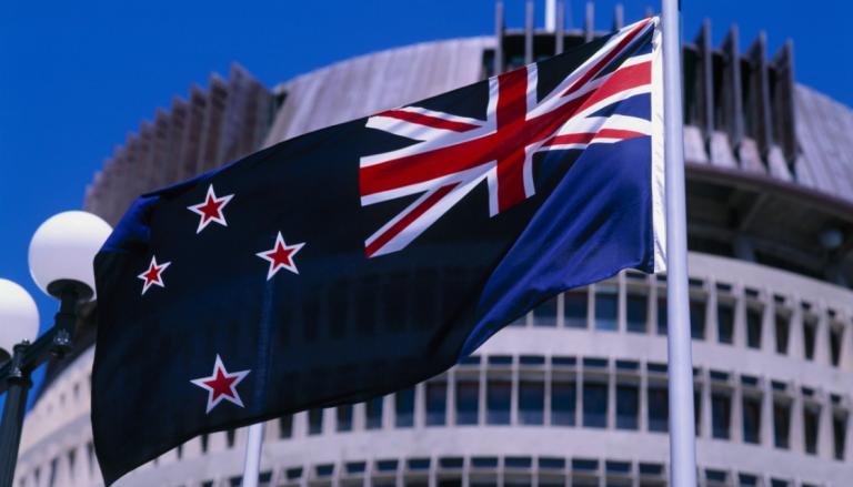 Parliament-beehive-NZ-flag-GETTY-151022